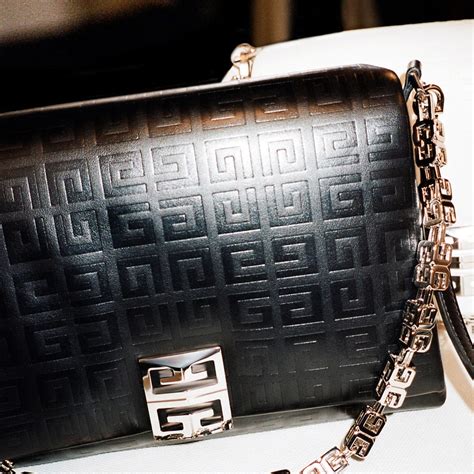 Givenchy handbags official site